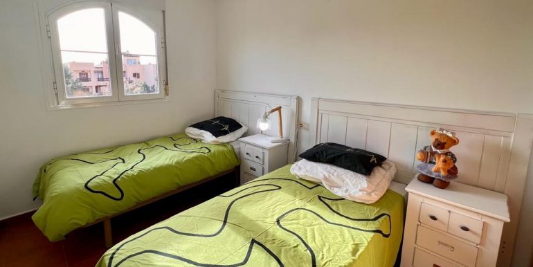 dormitorio 6