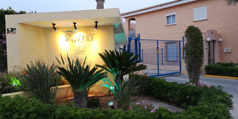 d494db2e-b773-4c91-bb0e-c00a7332bfe6 (1)