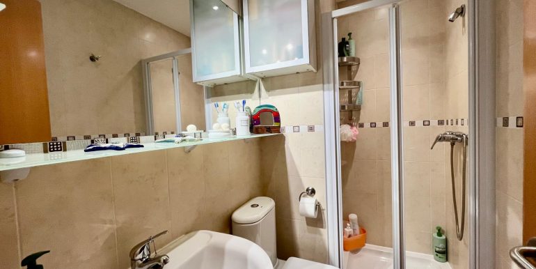 BAÑO3